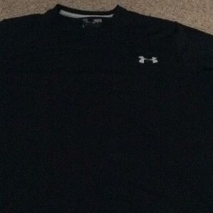 Dri fit Under Armour black short sleeve shirt